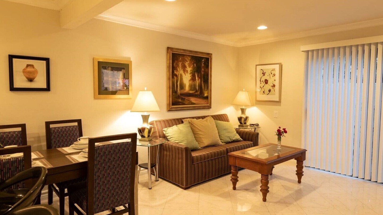 Photo of Livingroom in Hermosa Village