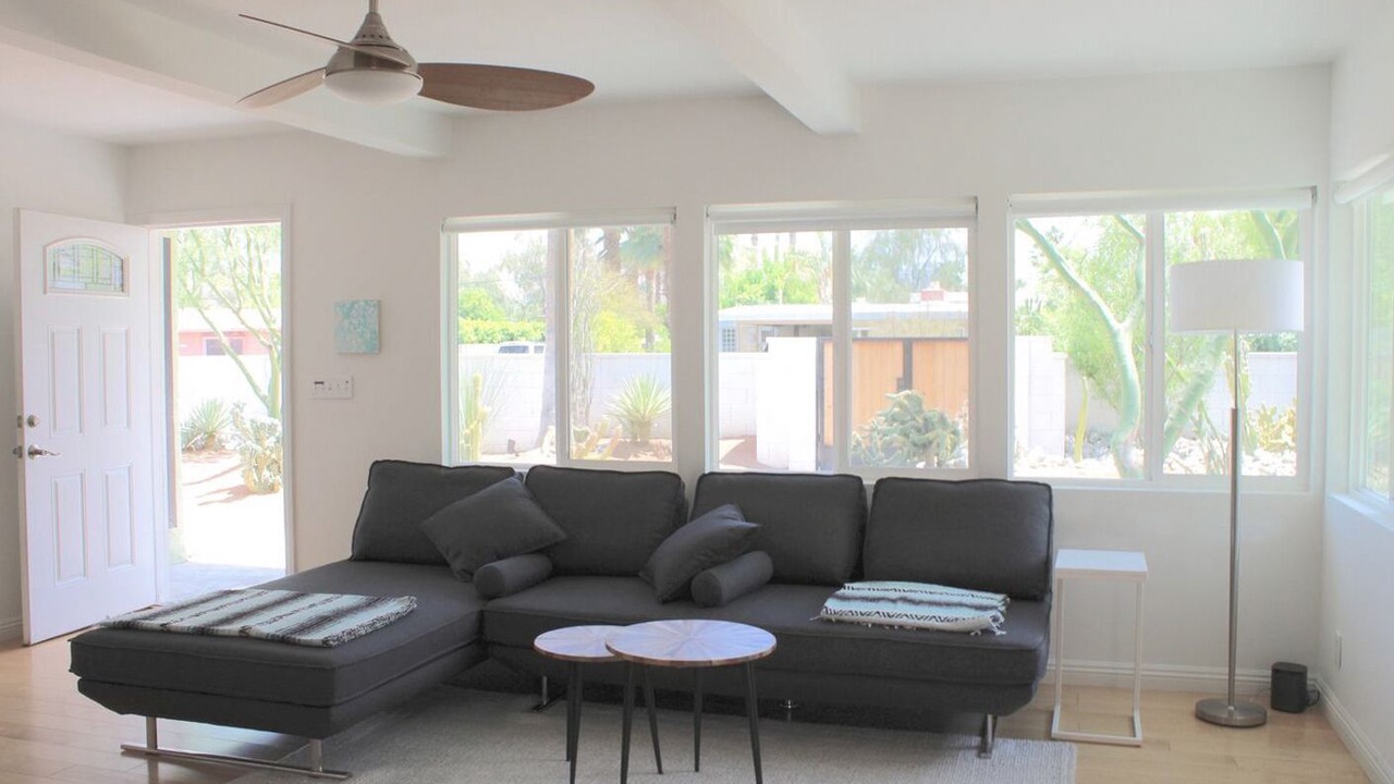 Photo of Livingroom in Tahquitz River Estates