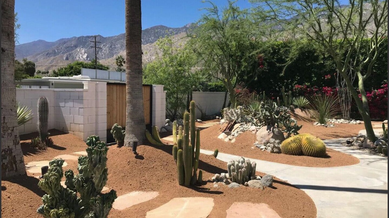 Photo of Outdoor in Tahquitz River Estates