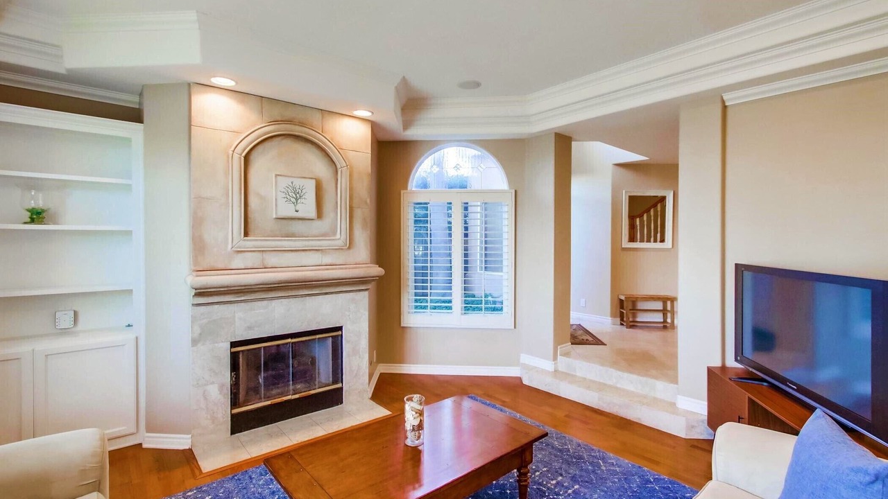Photo of Bedroom in Village of La Jolla
