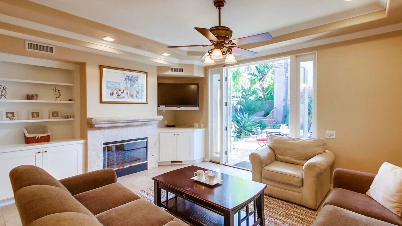 Photo of Bedroom in Village of La Jolla