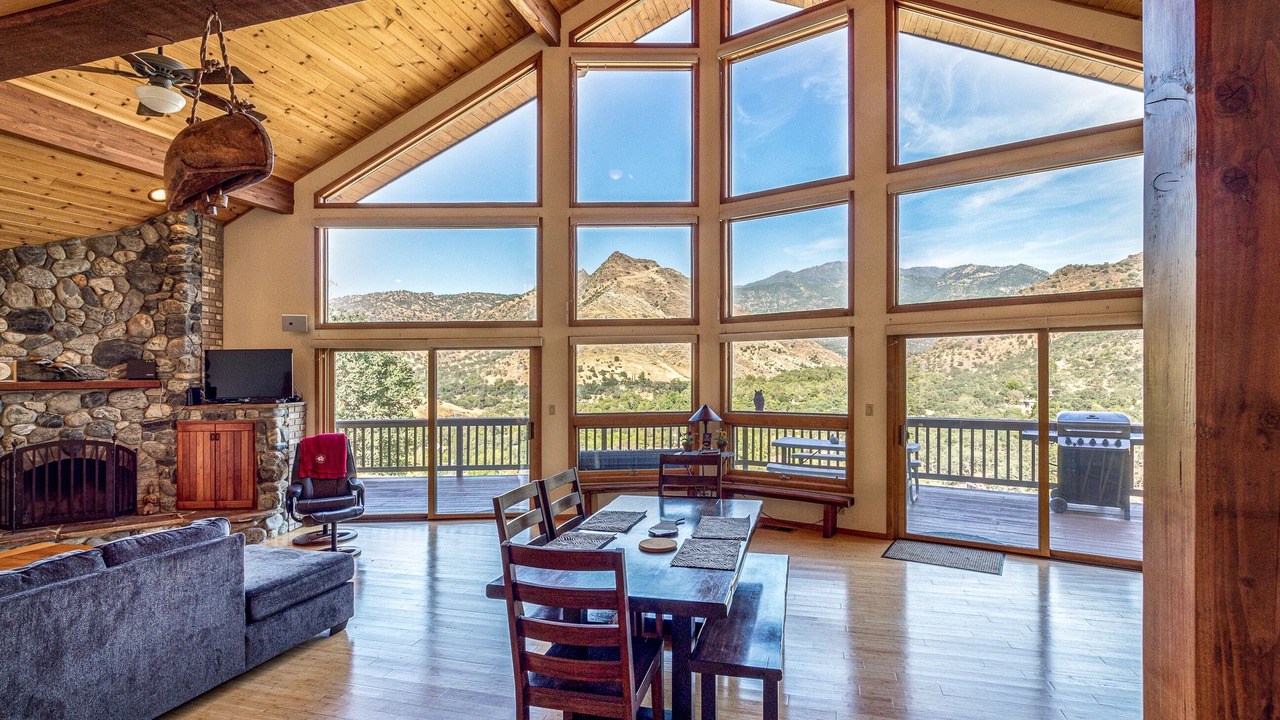 Photo of Livingroom in Three Rivers