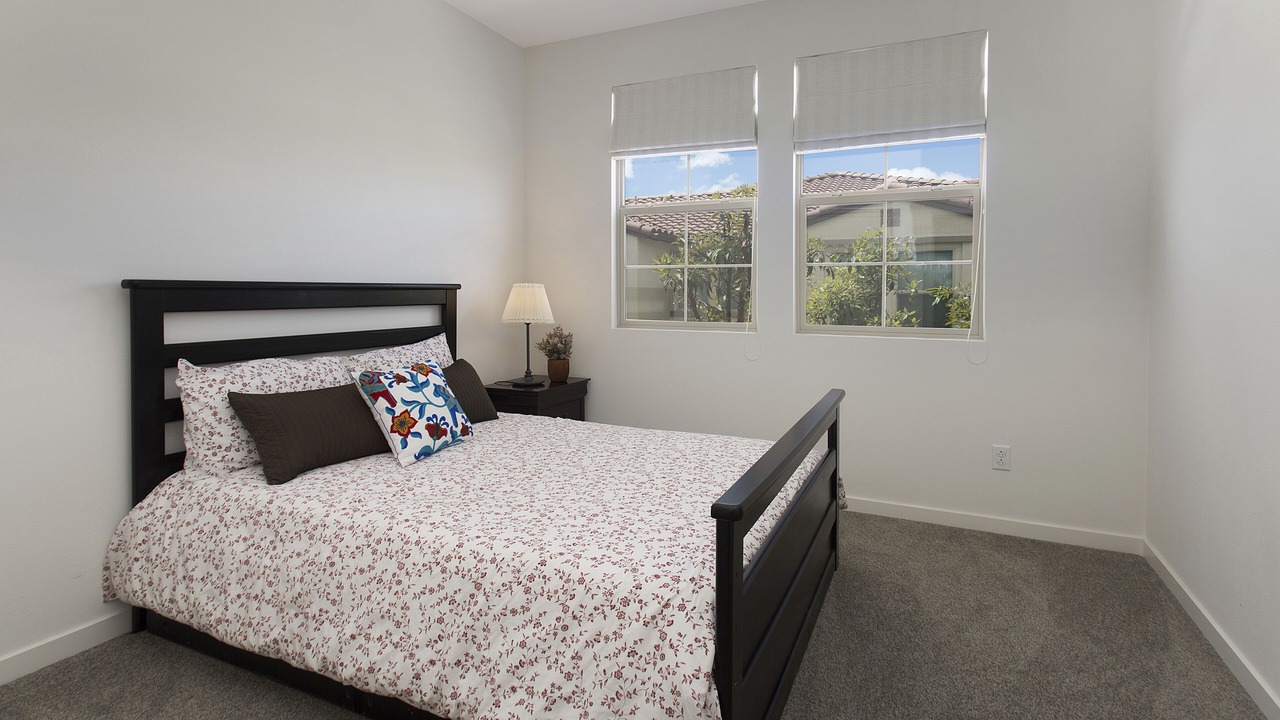 Photo of Bedroom in Lake Forest