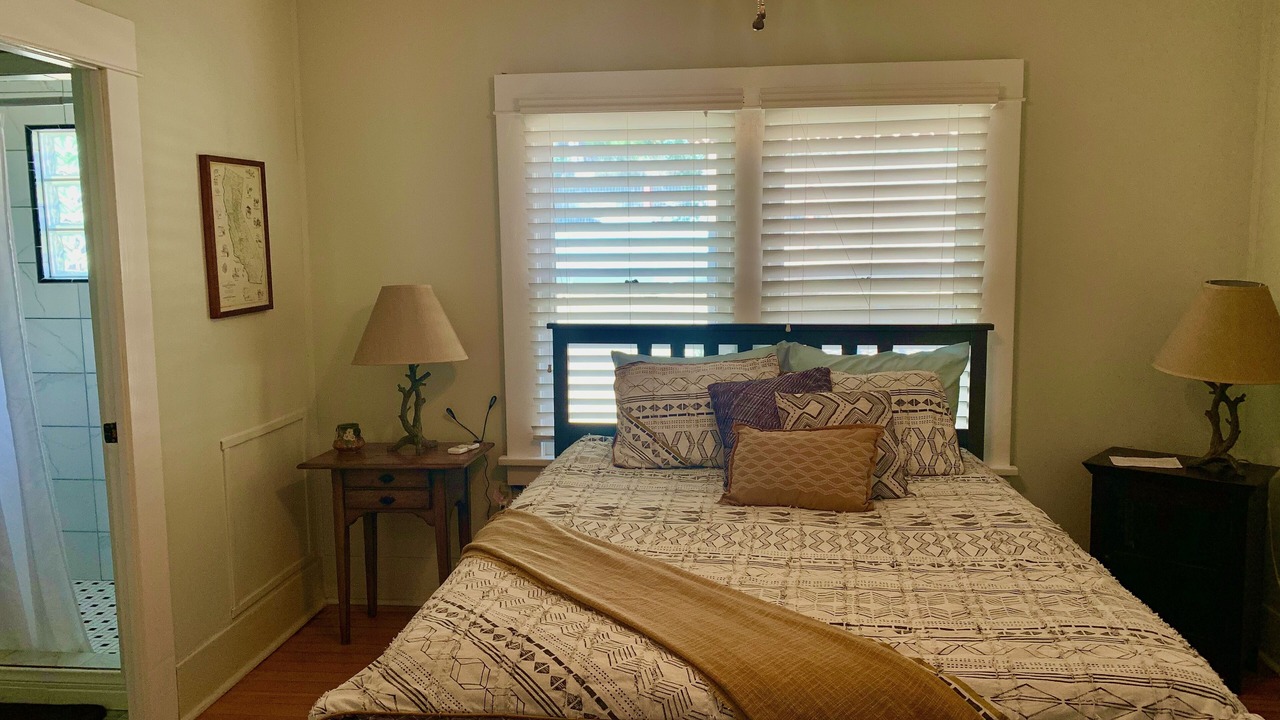 Photo of Bedroom in Kernville