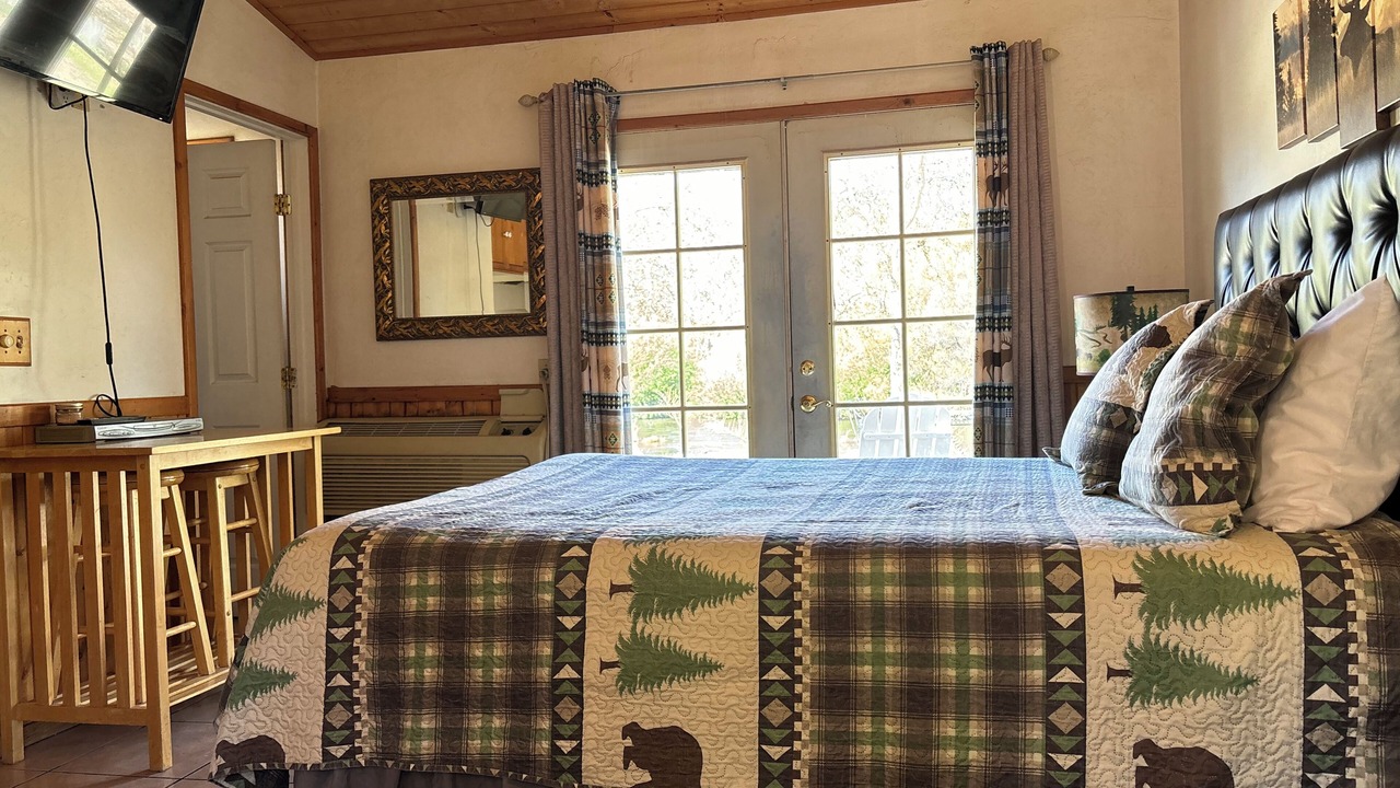 Photo of Bedroom in Three Rivers