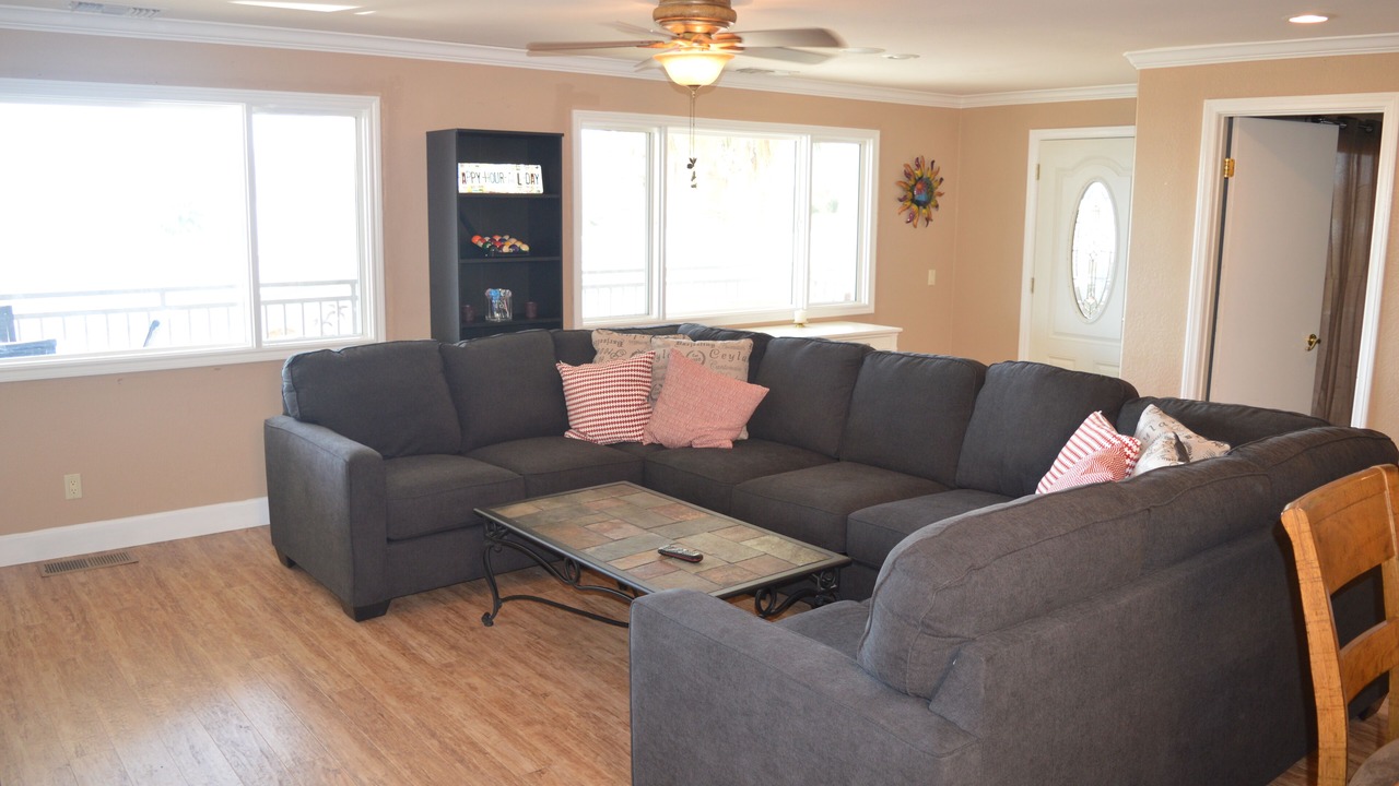 Photo of Livingroom in Havasu Lake