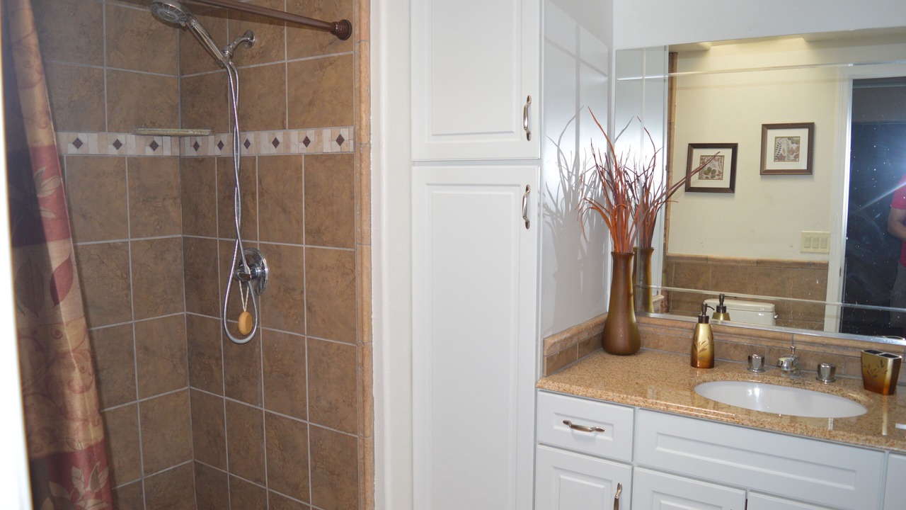Photo of Bathroom in Havasu Lake