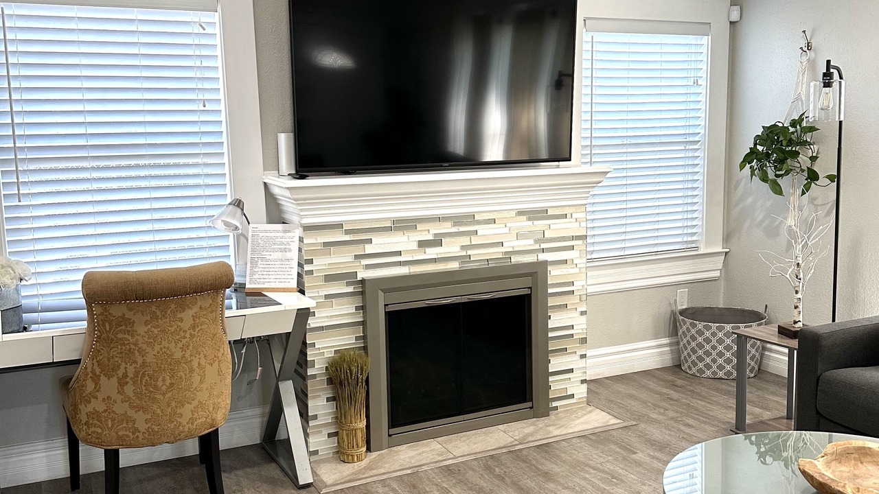 Photo of Livingroom in Northside