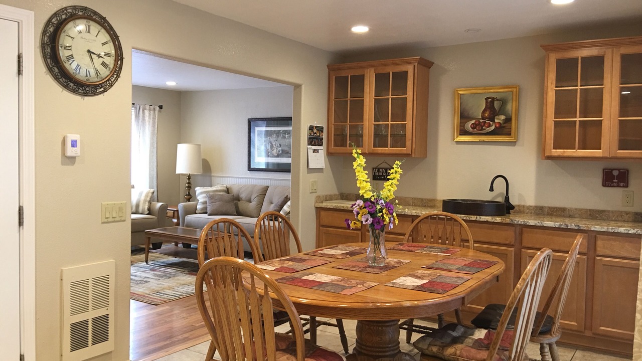 Photo of Bedroom in Crescent City