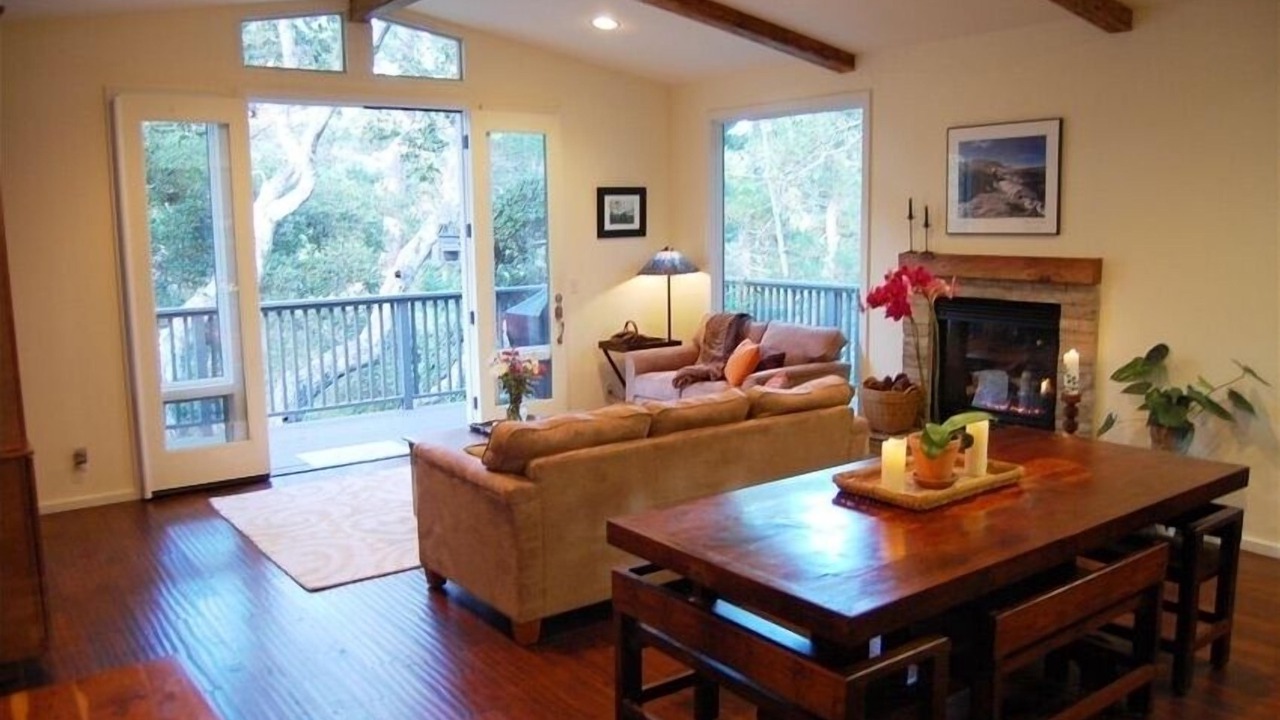 Photo of Livingroom in Carmel