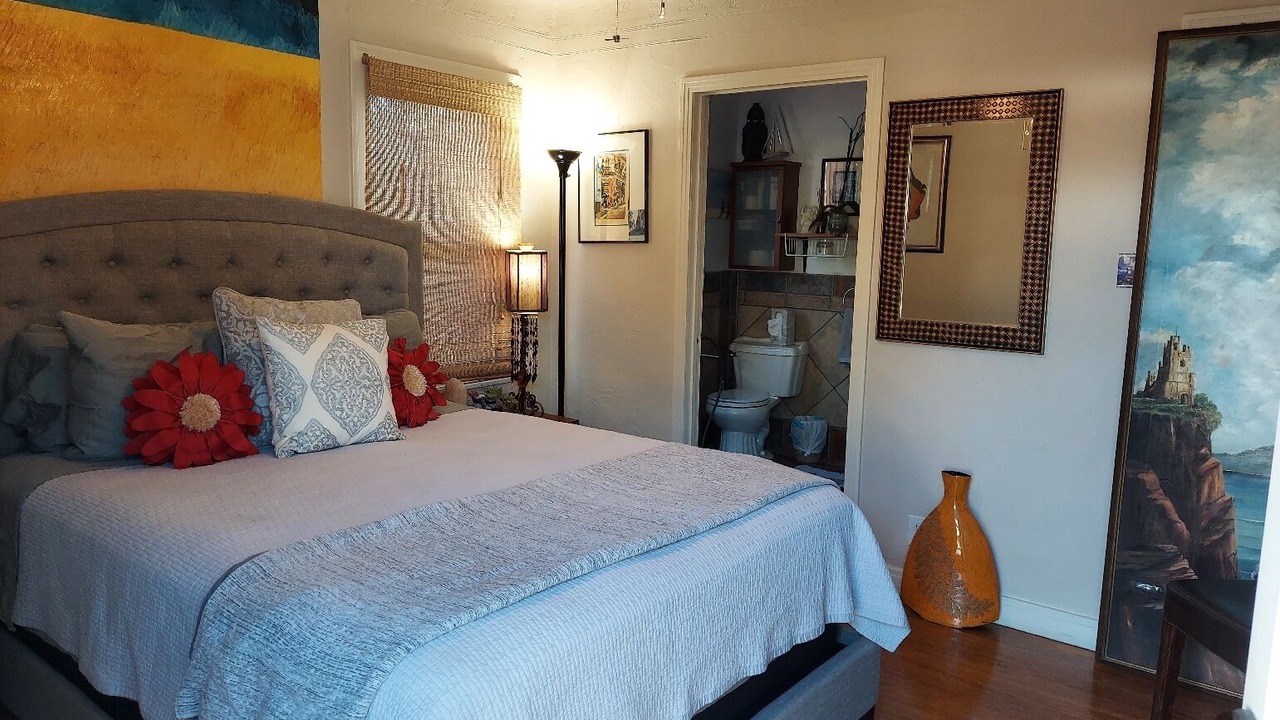 Photo of Bedroom in South Wrigley