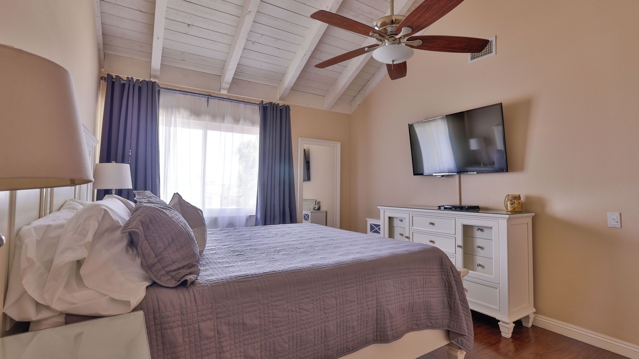 Photo of Bedroom in Hermosa Village