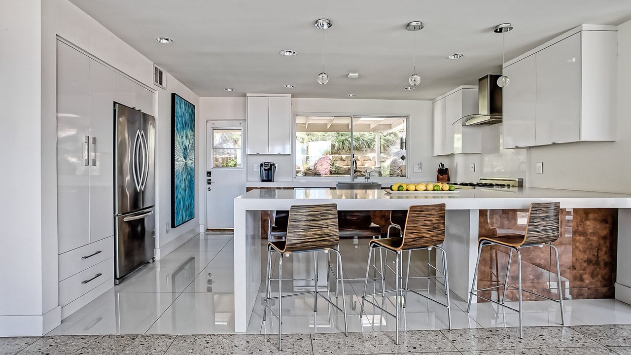 Photo of Kitchen in Canyon Corridor