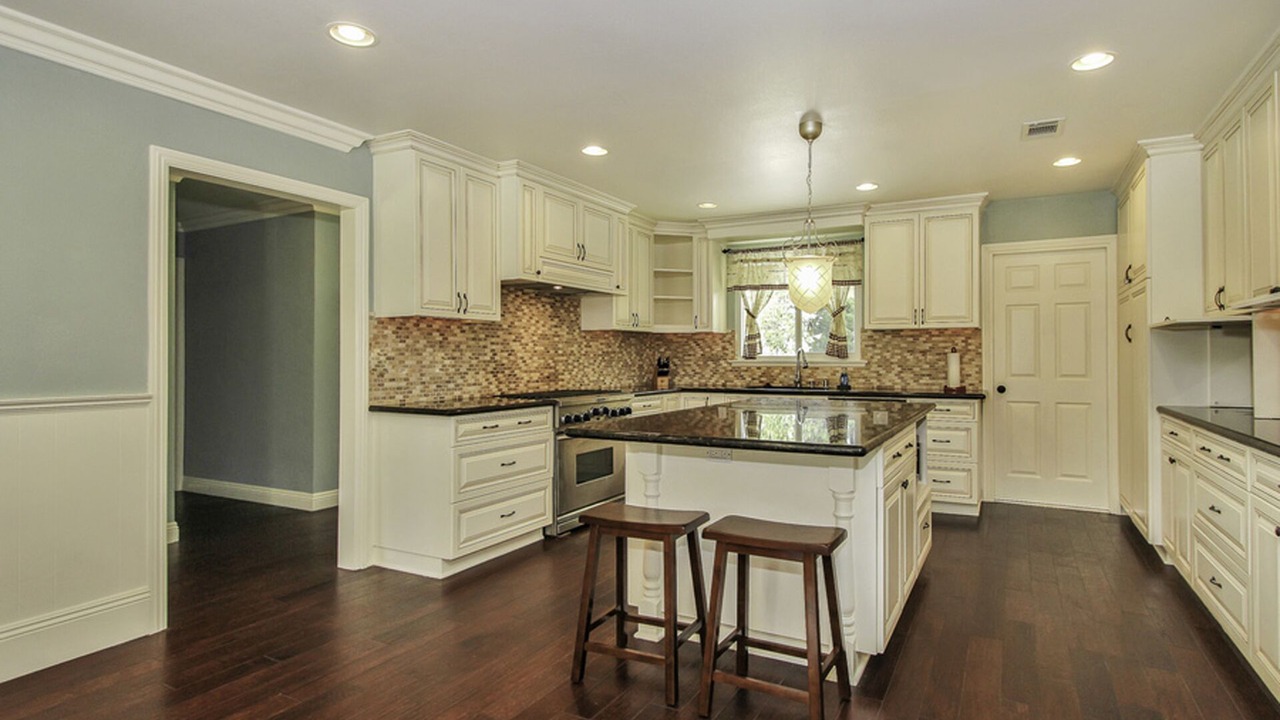 Photo of Kitchen in Hermosa Village