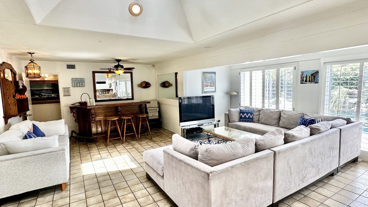 Photo of Livingroom in Santa Ana Heights