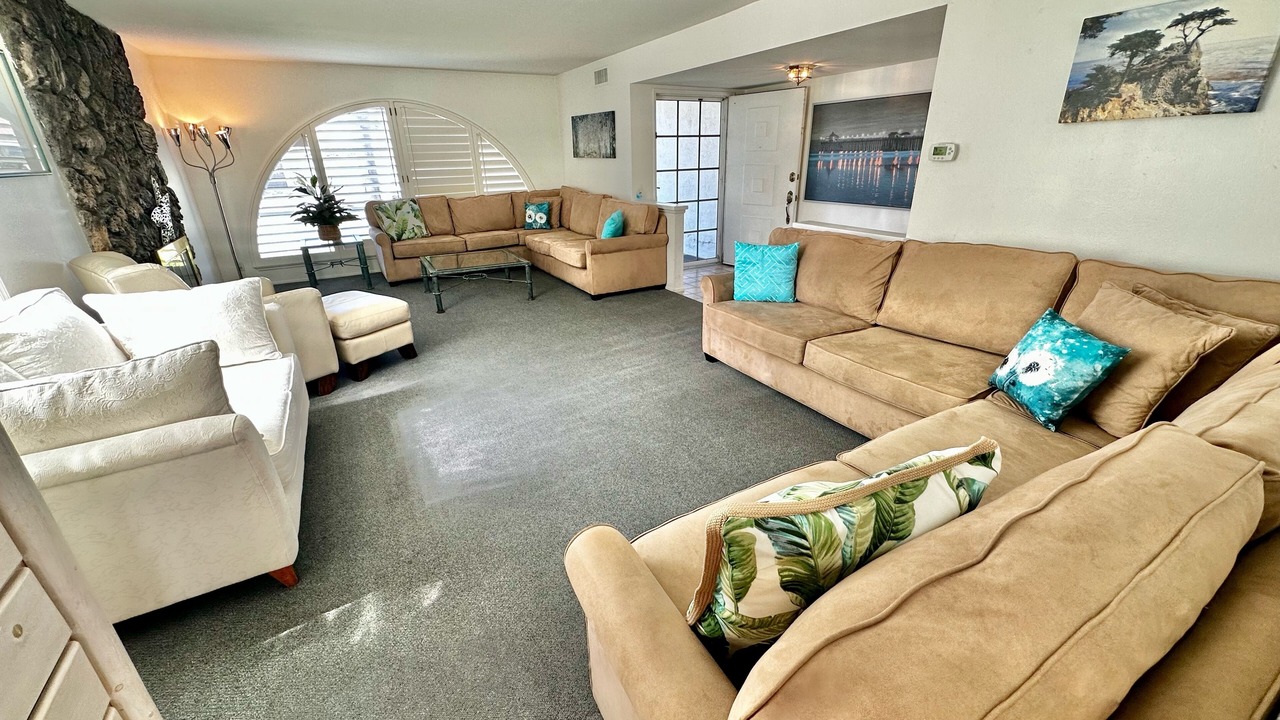 Photo of Livingroom in Santa Ana Heights