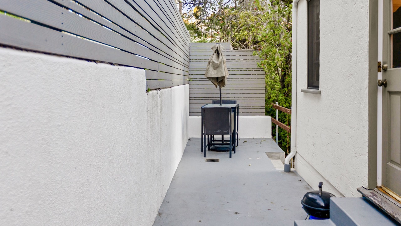 Photo of Patio Balcony in Hollywood Hills