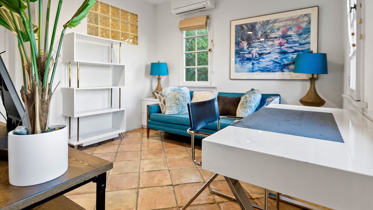 Photo of Livingroom in Hollywood Hills