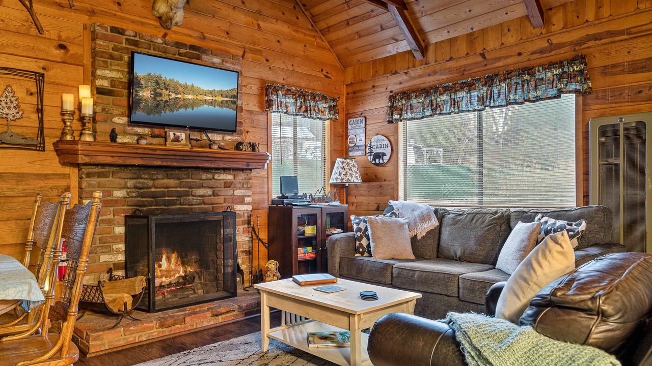 Photo of Livingroom in Arrowbear Lake
