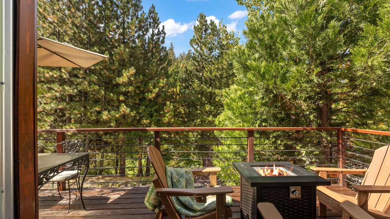 Photo of Outdoor in Blue Jay