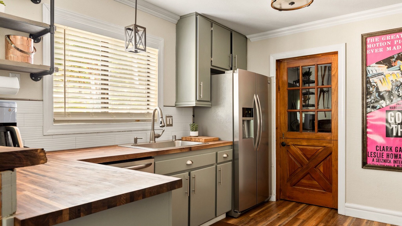Photo of Kitchen in Blue Jay