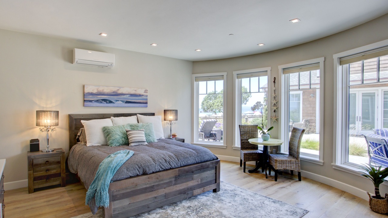 Photo of Bedroom in Toro Canyon