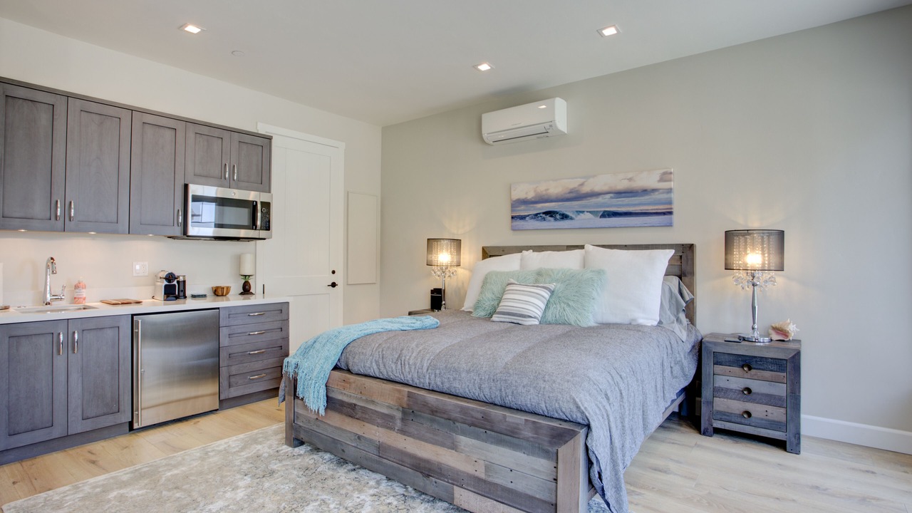 Photo of Bedroom in Toro Canyon