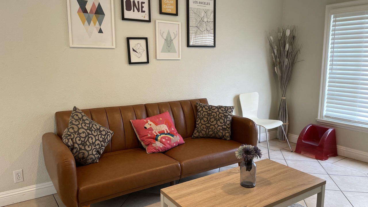 Photo of Livingroom in Fullerton
