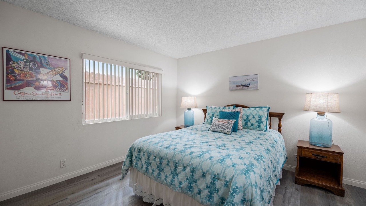 Photo of Bedroom in Silver Strand