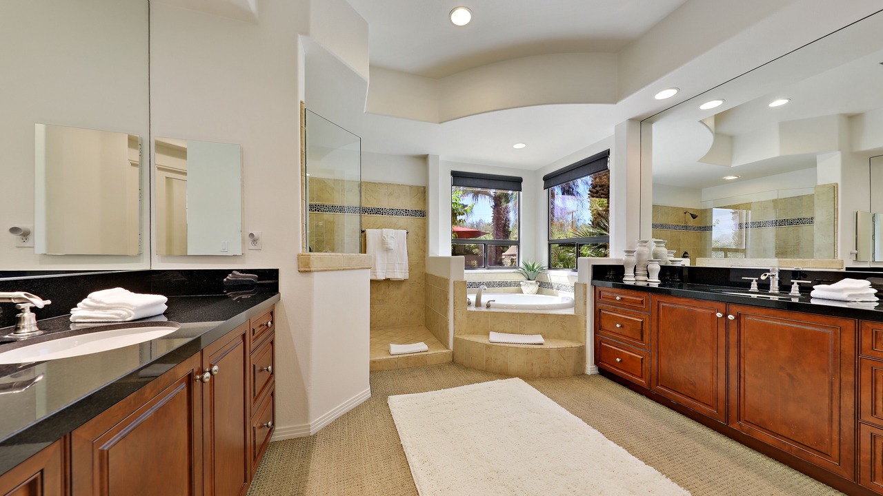 Photo of Bathroom in Orchards