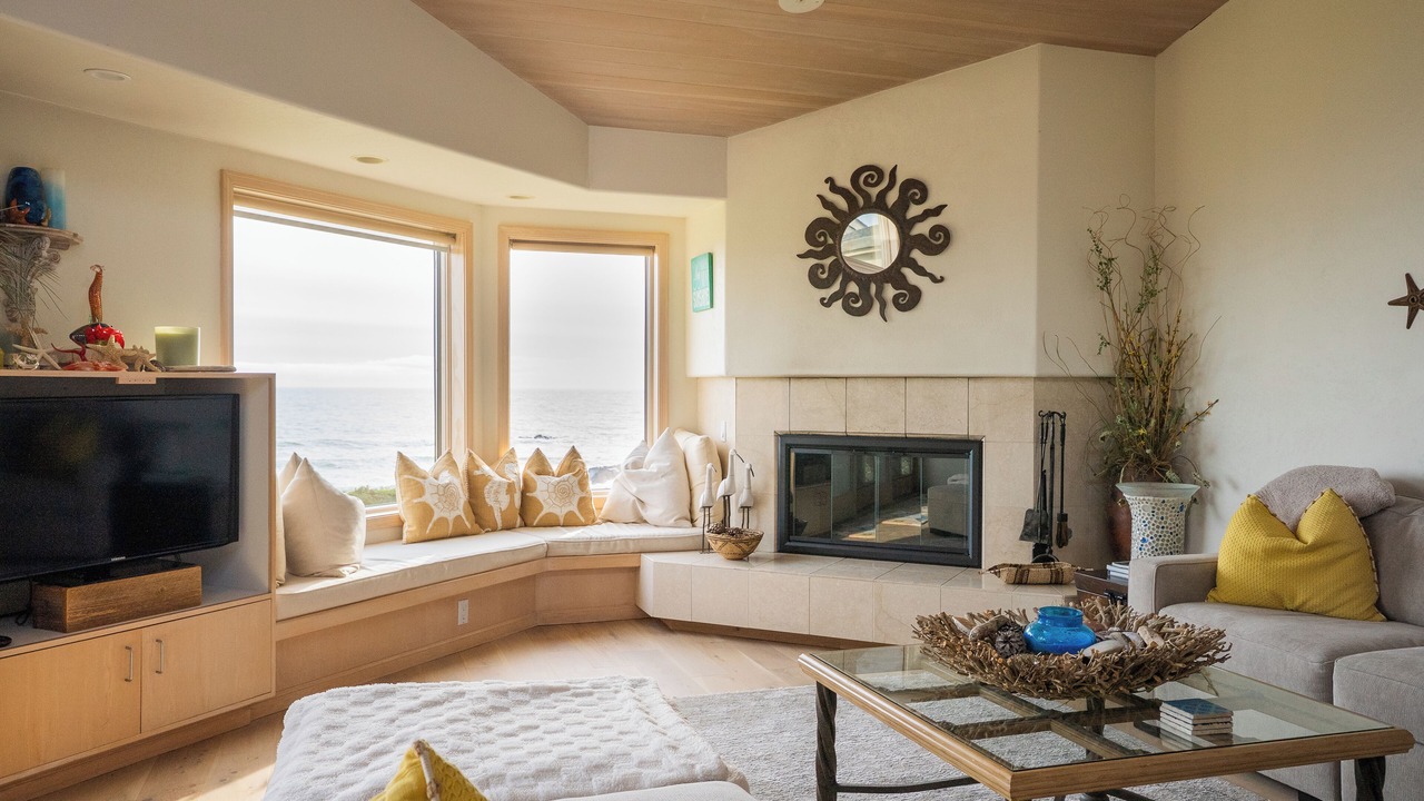 Photo of Livingroom in Sea Ranch