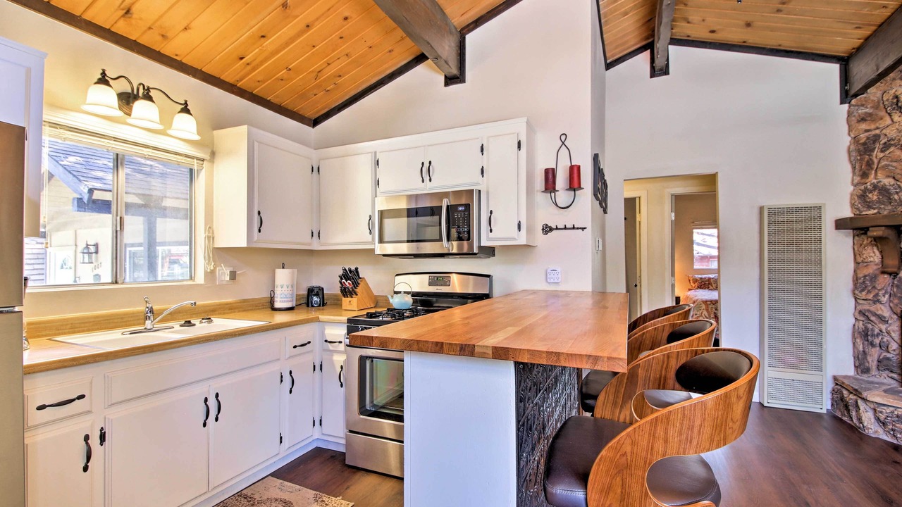 Photo of Kitchen in Big Bear City
