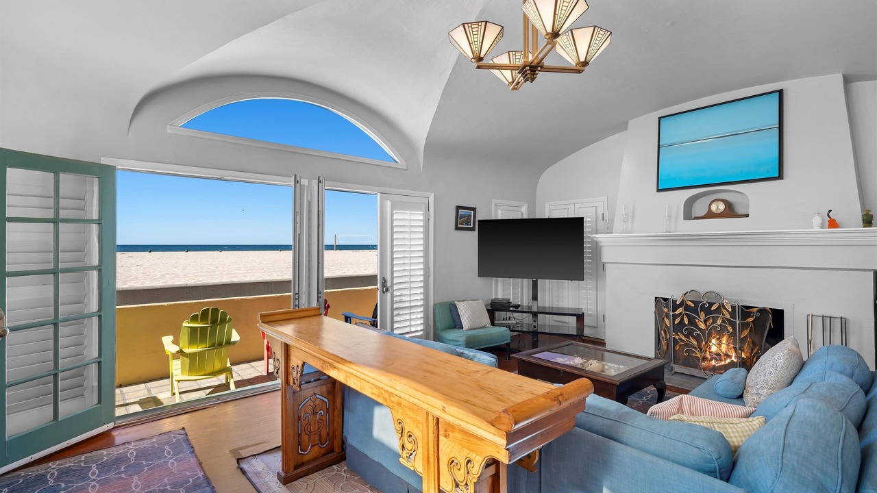 Photo of Livingroom in Hermosa Beach