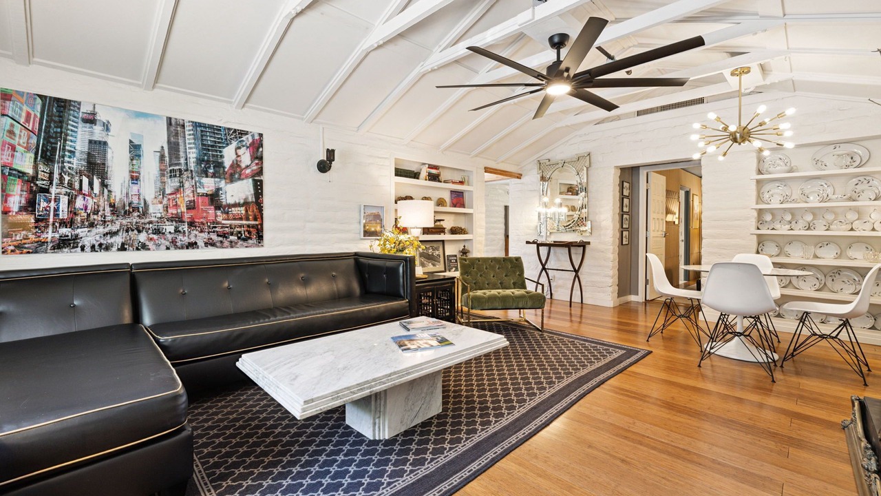 Photo of Livingroom in Tahquitz River Estates