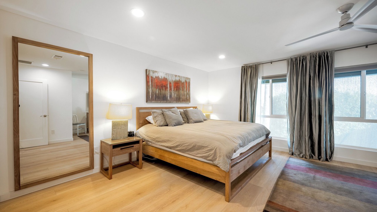 Photo of Bedroom in Cardiff-by-the-Sea