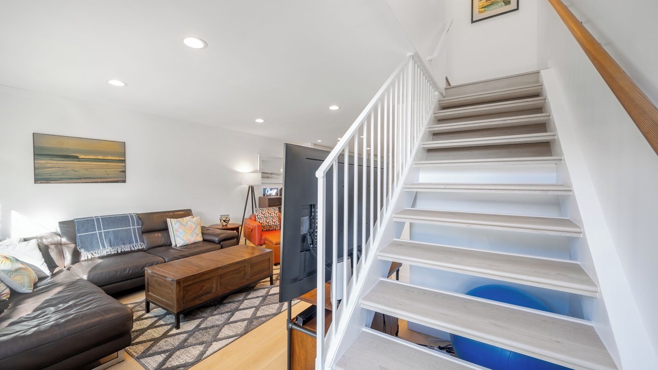 Photo of Livingroom in Cardiff-by-the-Sea