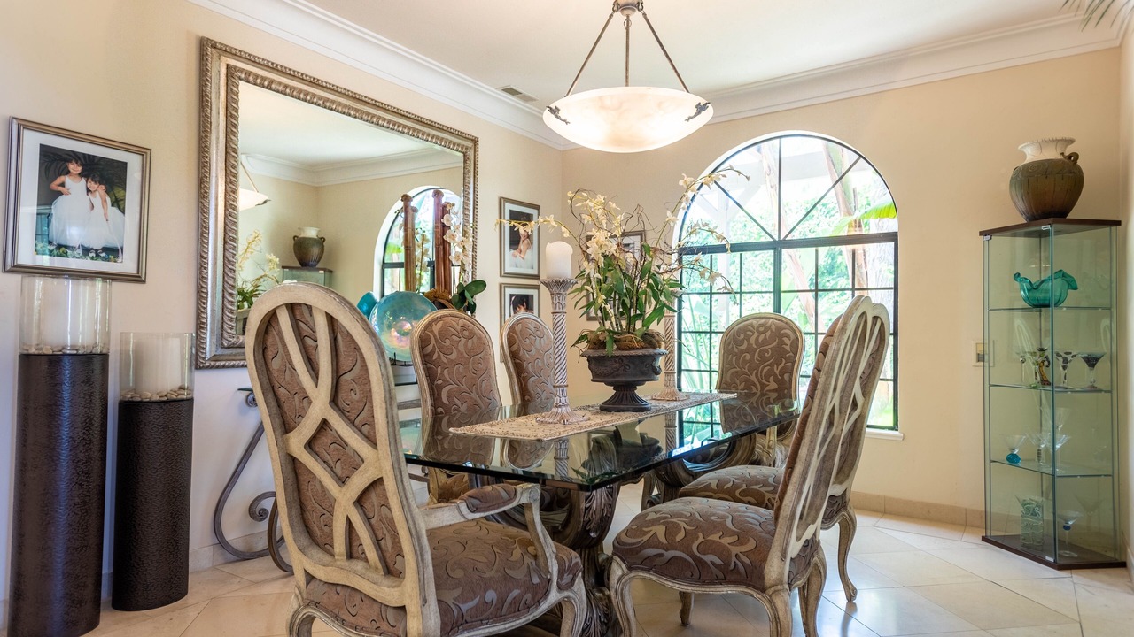 Photo of Livingroom in Thousand Oaks
