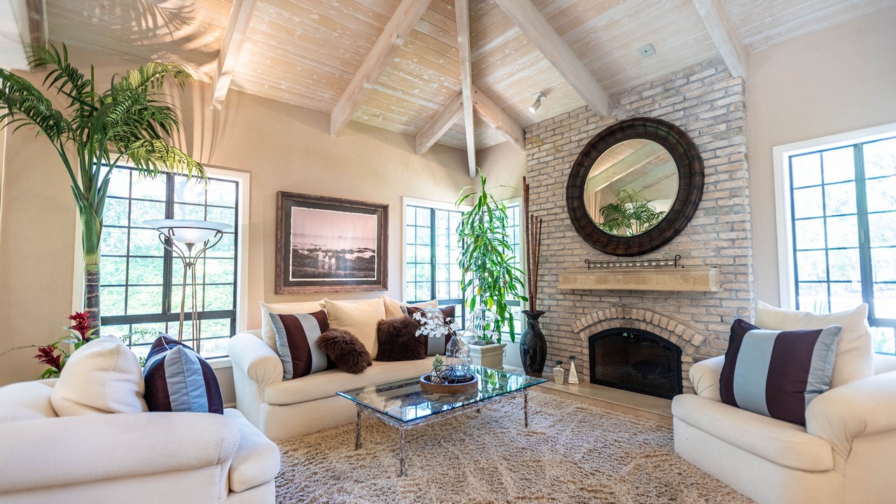 Photo of Livingroom in Thousand Oaks
