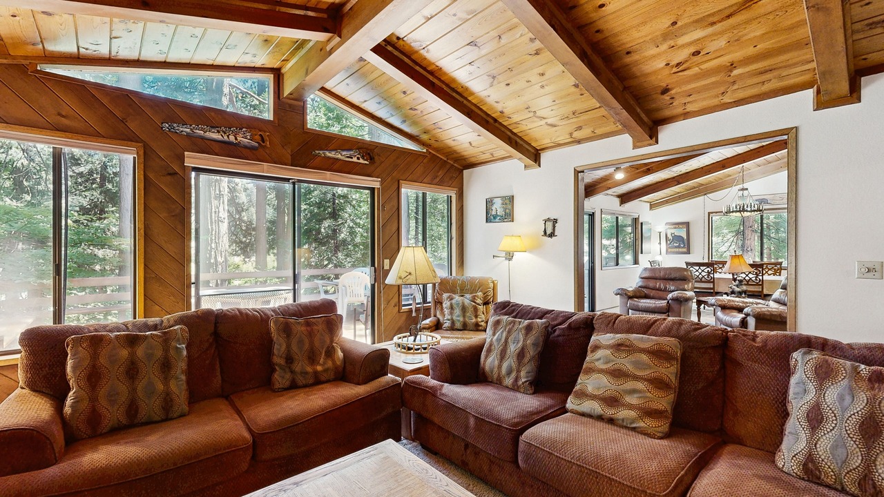 Photo of Livingroom in Arnold
