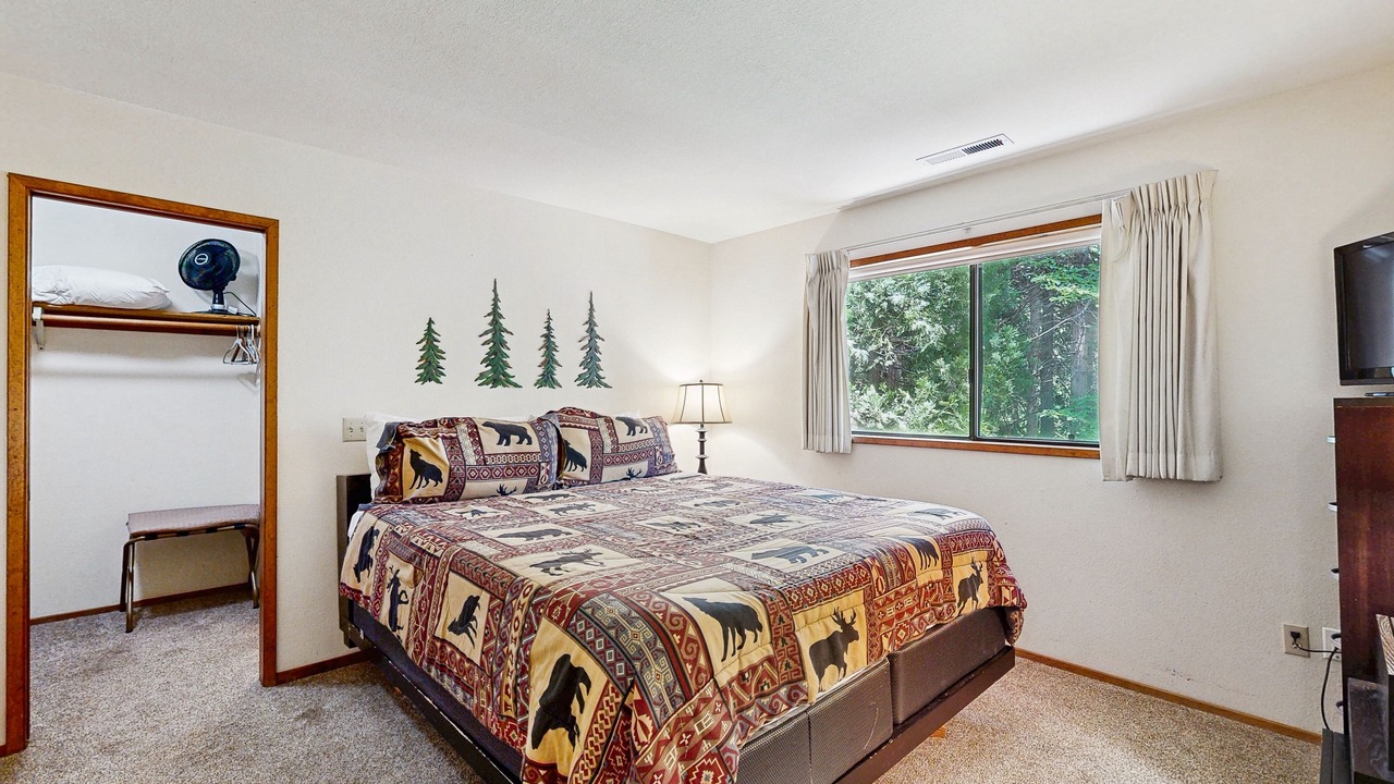 Photo of Bedroom in Arnold