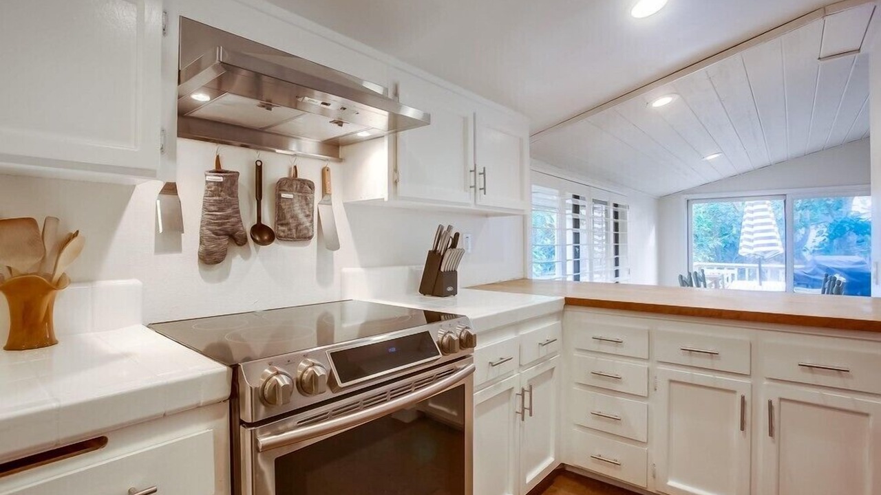 Photo of Kitchen in Solana Beach