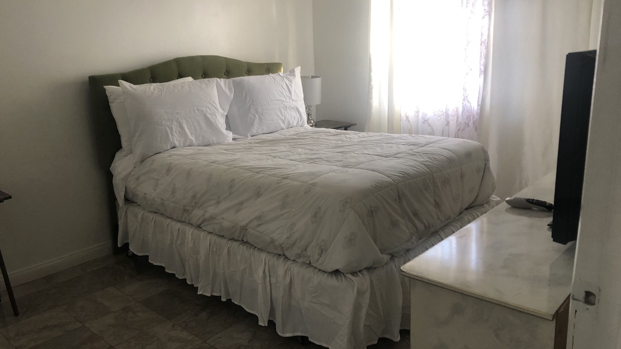 Photo of Bedroom in Granada Hills South