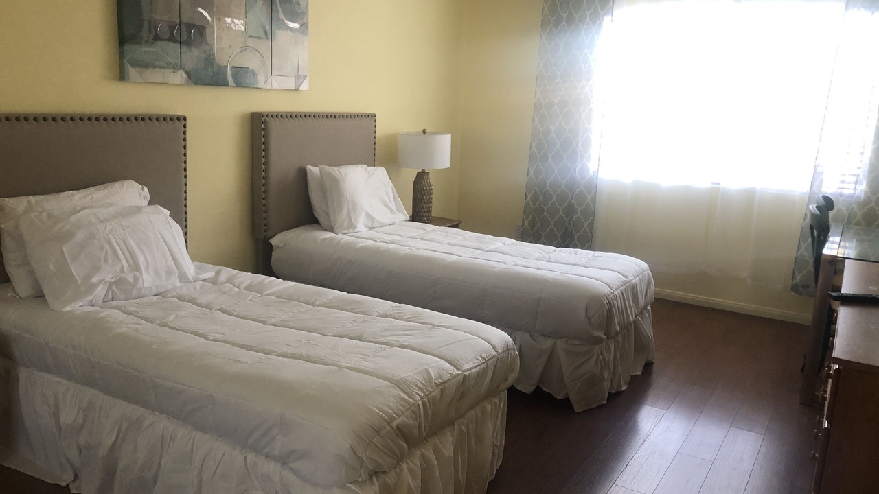 Photo of Bedroom in Granada Hills South