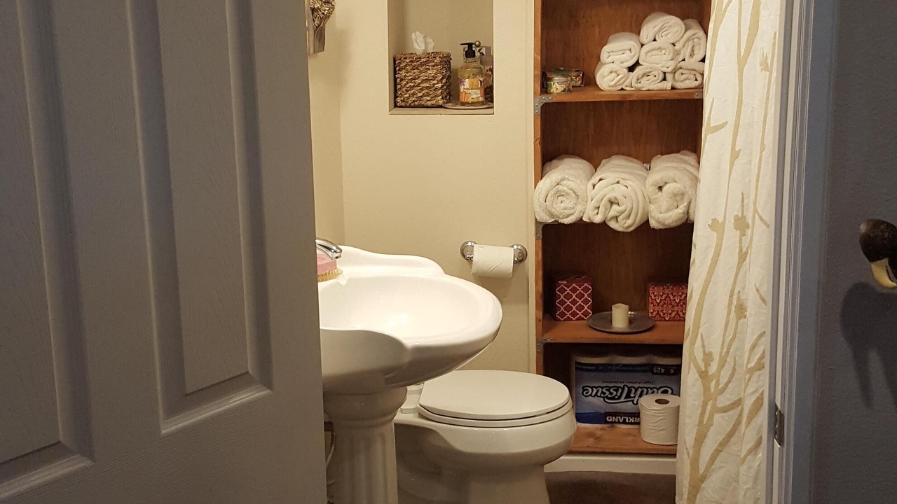 Photo of Bathroom in Cedar Glen