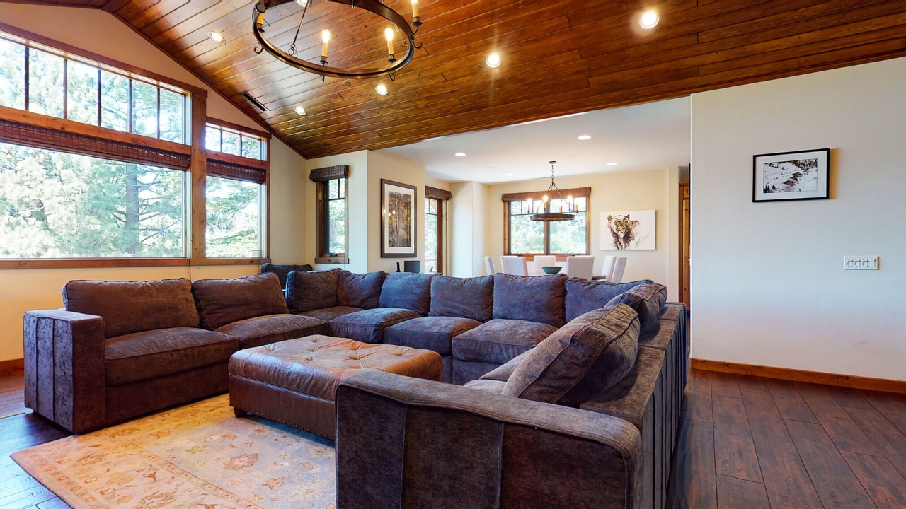 Photo of Livingroom in Mammoth Lakes