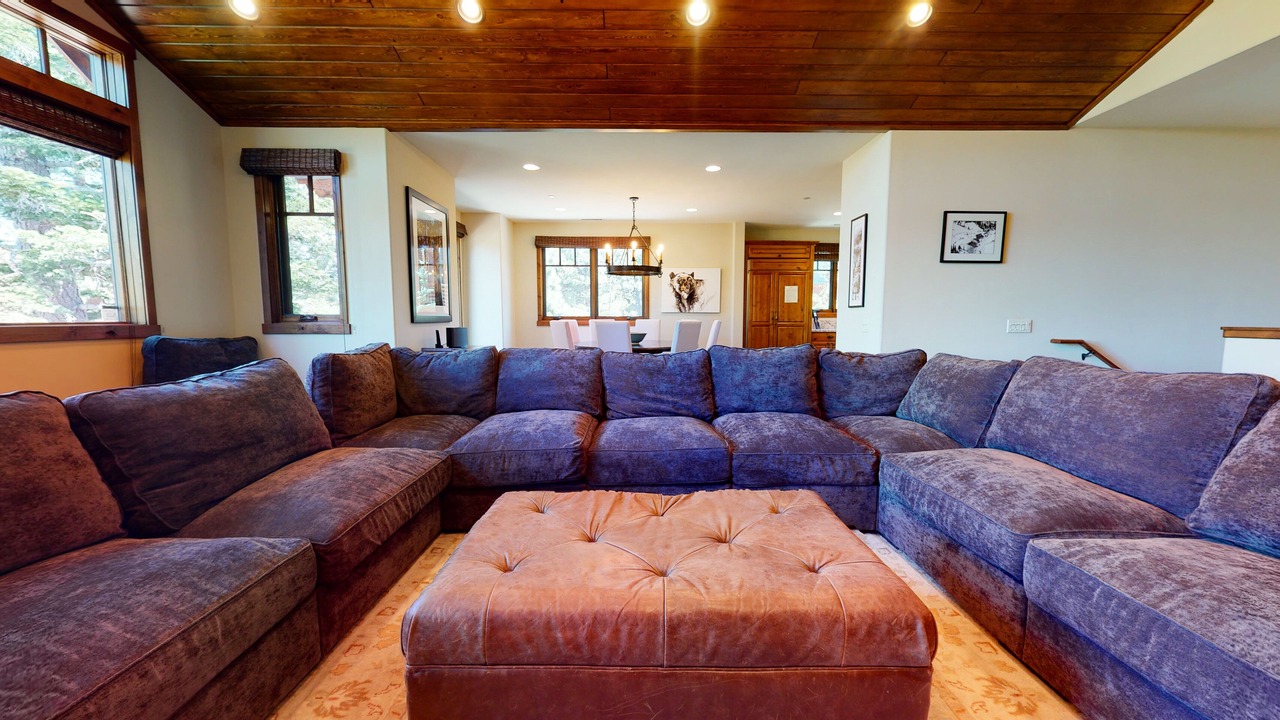 Photo of Livingroom in Mammoth Lakes
