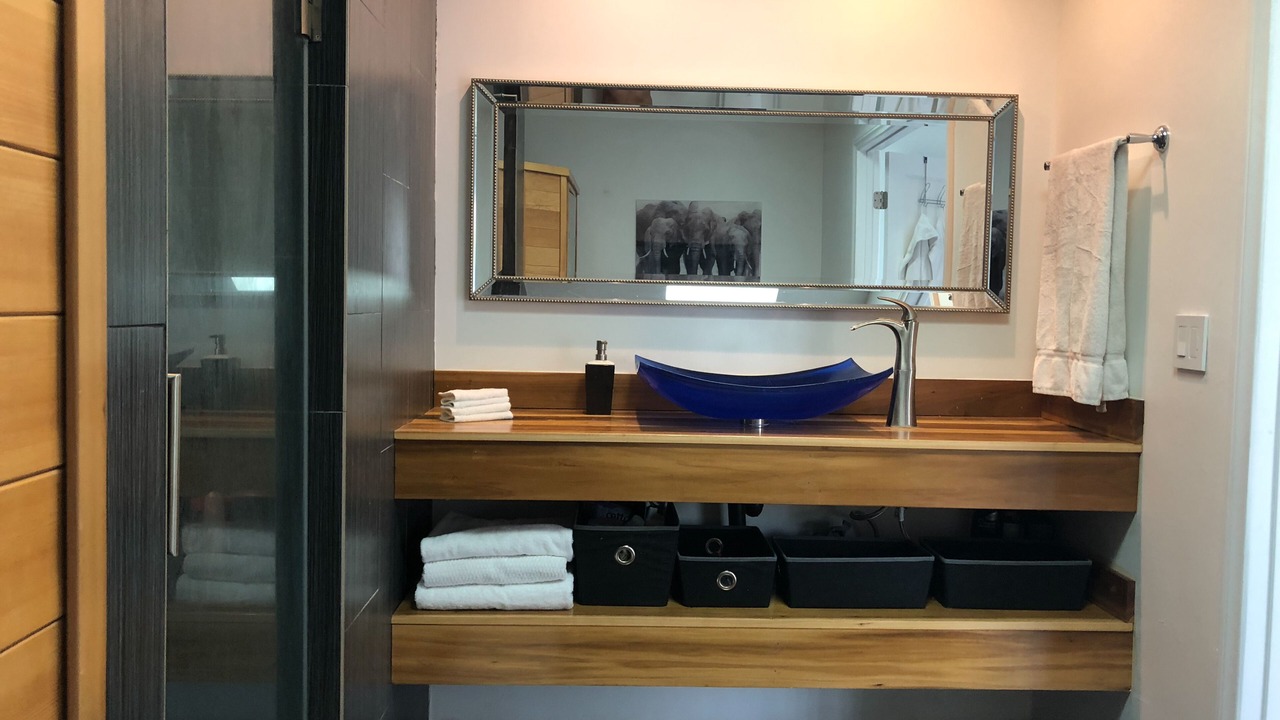Photo of Bathroom in Magnesia Falls Cove