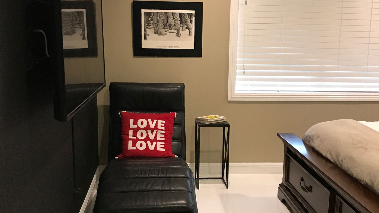 Photo of Bedroom in Magnesia Falls Cove