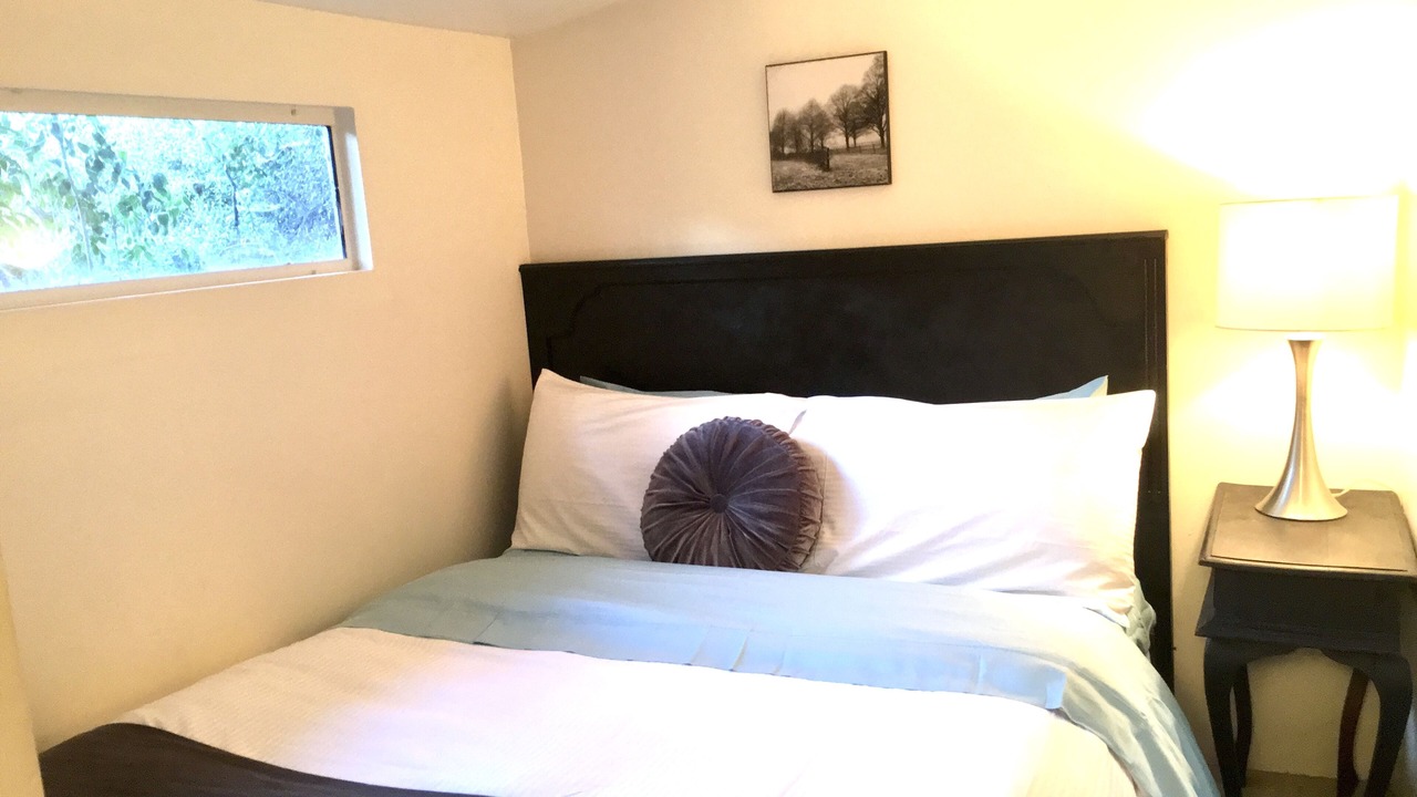 Photo of Bedroom in Topanga
