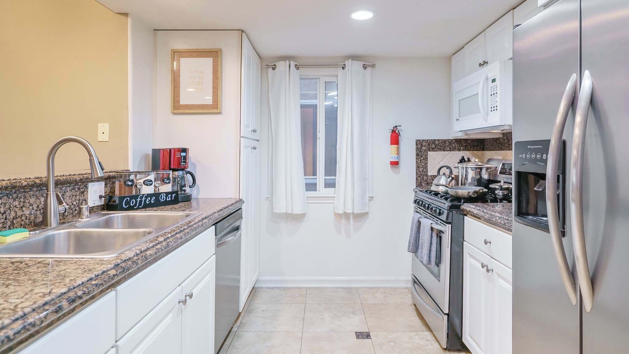 Photo of Kitchen in Newport Shores